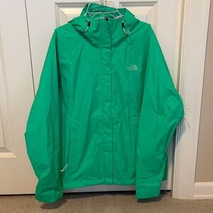 The North Face Women's HyVent 2.5L bright green Jacket in brand new condition!